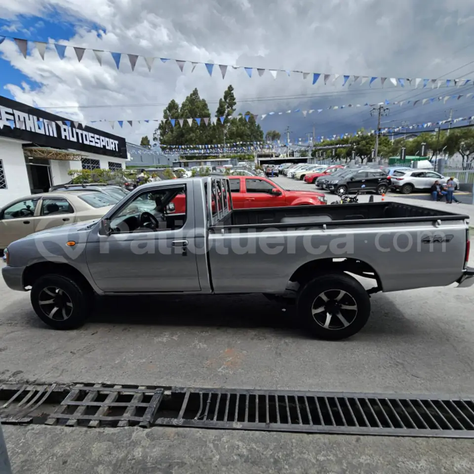 Foto 8 de Nissan Frontier NP300