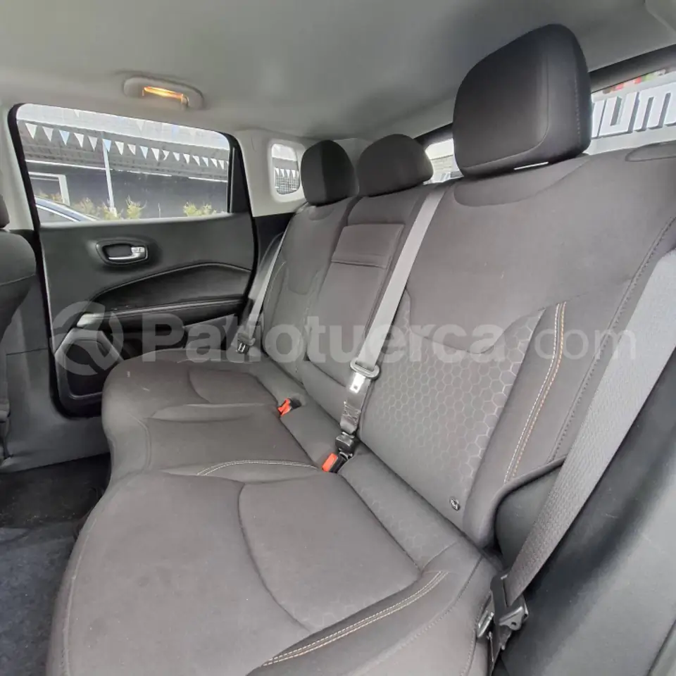 Foto 6 de Jeep NEW COMPASS LONGITUDE