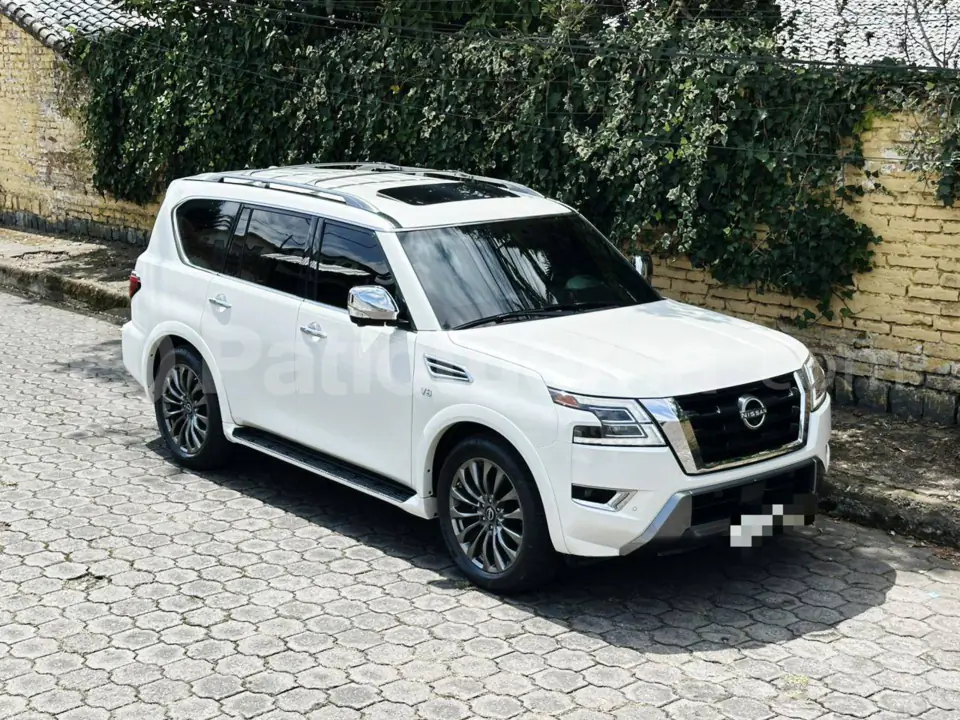 Foto 1 de Nissan Armada Platinum