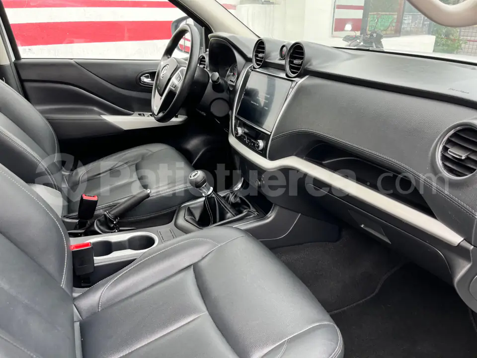 Foto 11 de DongFeng NEW RICH 6 4X2 GASOLINA