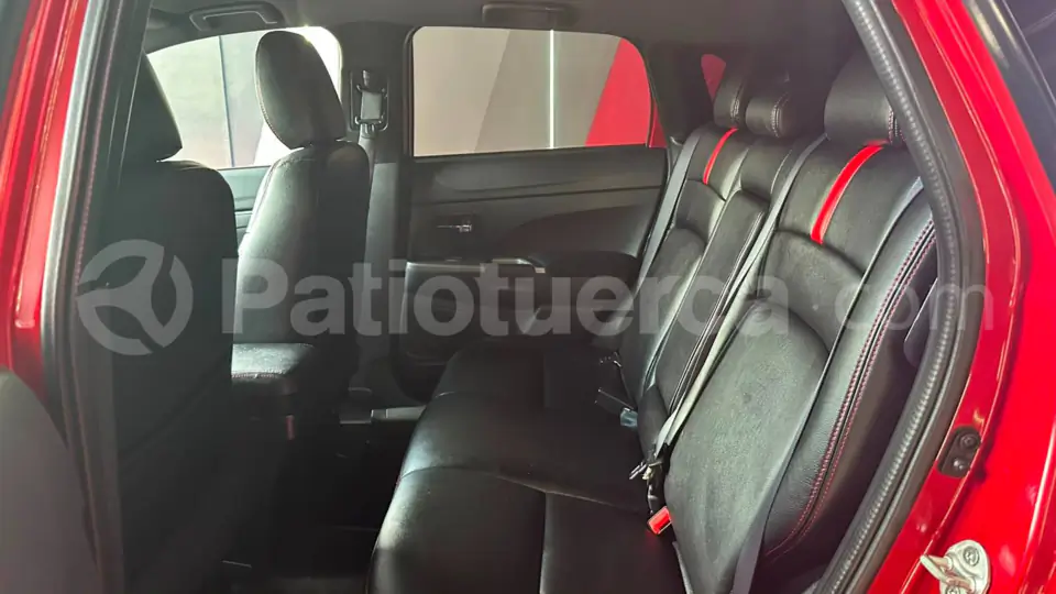 Foto 11 de Mitsubishi Outlander Sport