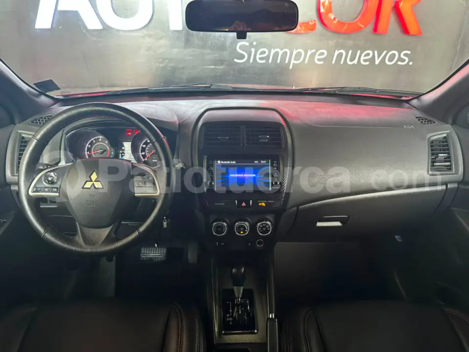 Foto 16 de Mitsubishi Outlander Sport