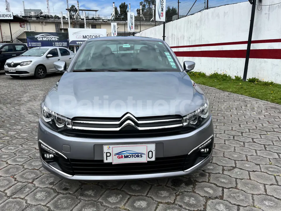 Foto 2 de Citroen C-ELYSEE