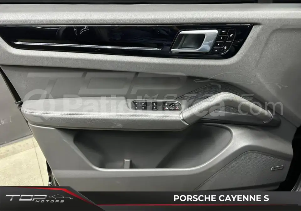 Foto 13 de Porsche Cayenne S