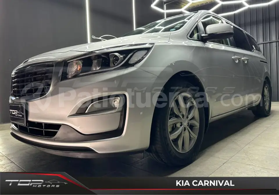 Foto 3 de Kia Grand Carnival