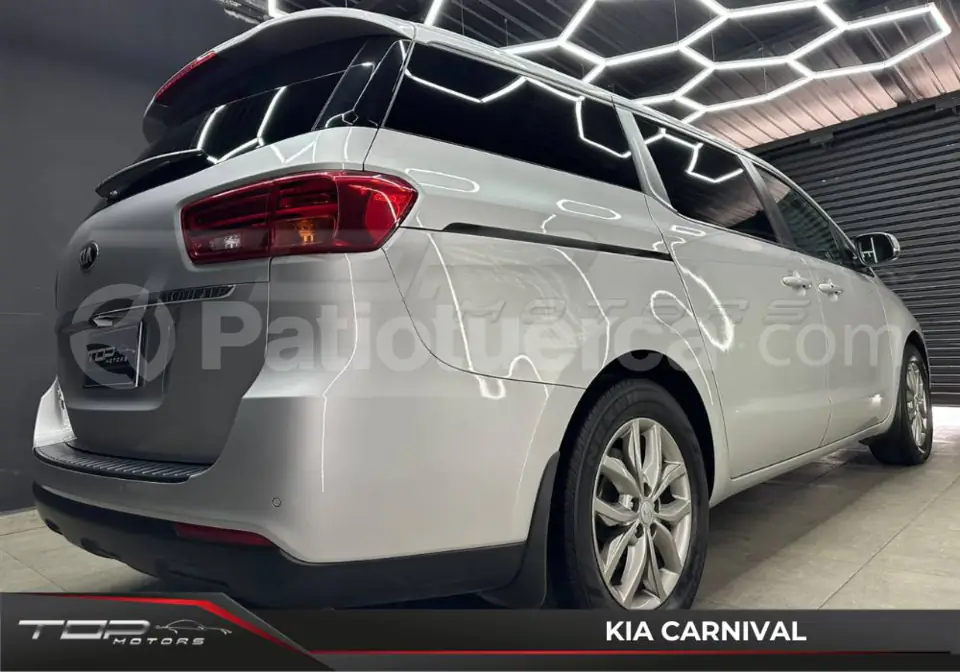 Foto 4 de Kia Grand Carnival
