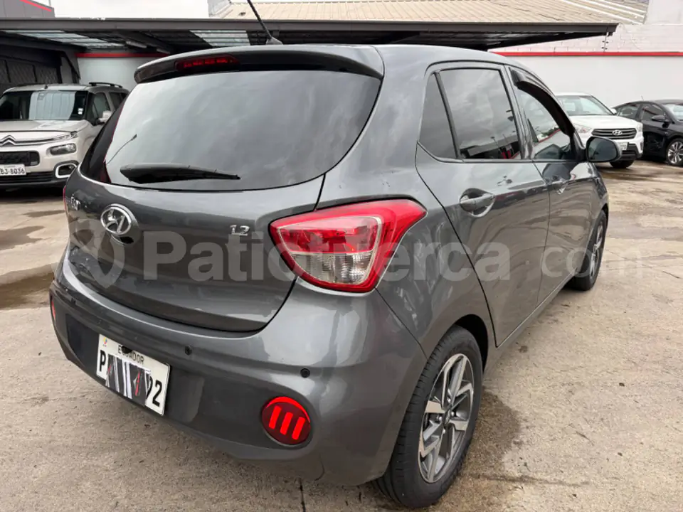 Foto 7 de Hyundai Grand I10 HB