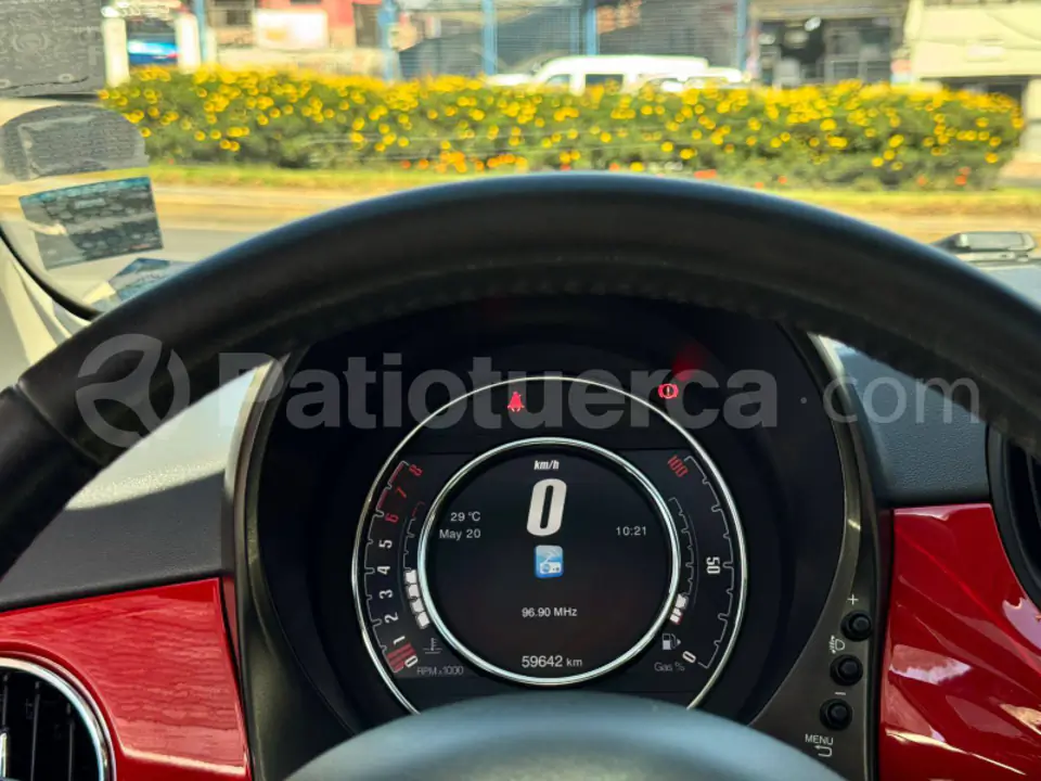 Foto 17 de Fiat 500 LOUNGE