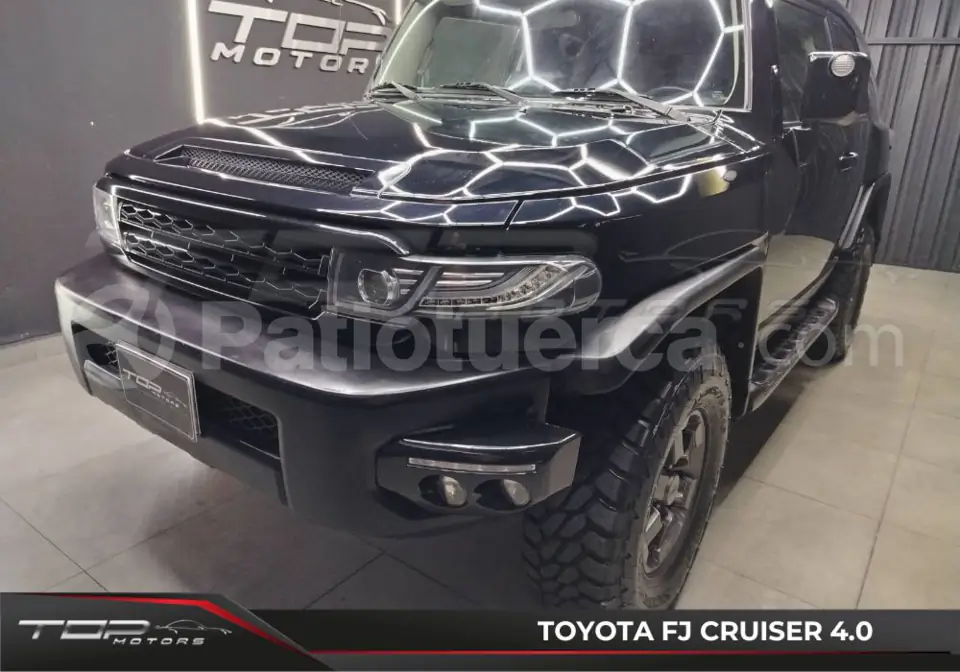 Foto 3 de Toyota FJ Cruiser