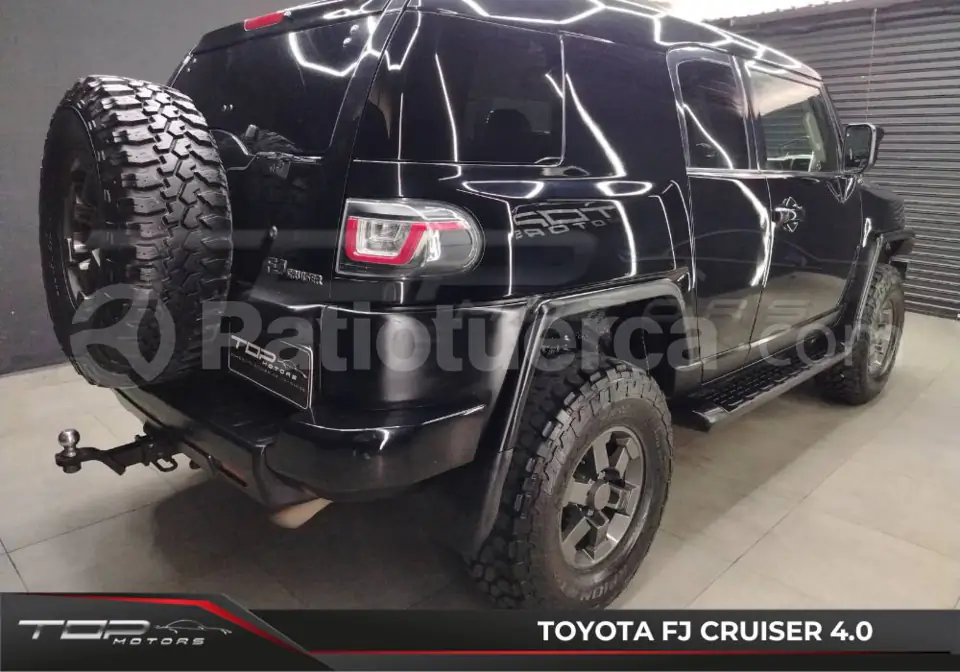 Foto 4 de Toyota FJ Cruiser
