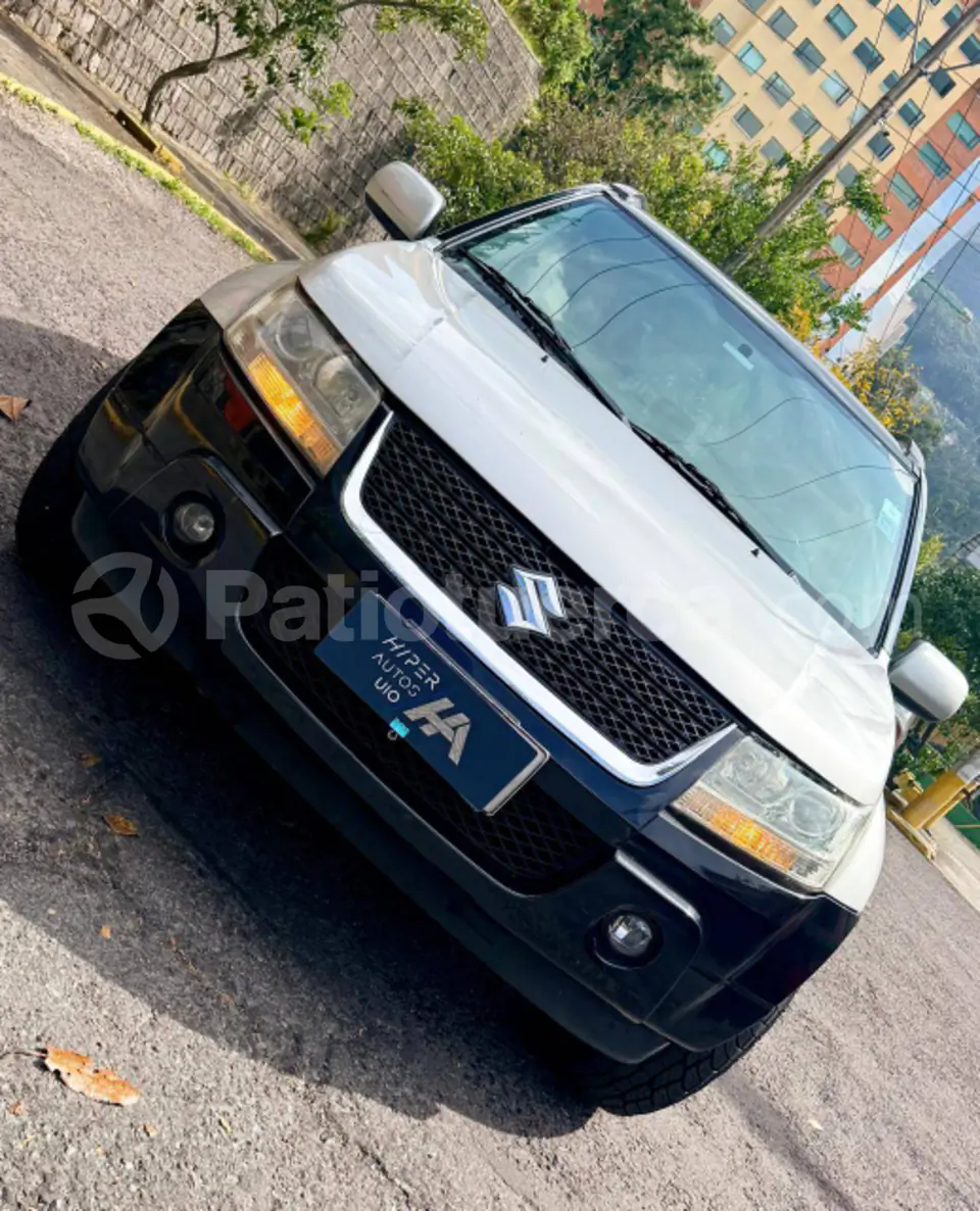 Foto 3 de Suzuki Grand Vitara SZ 2.4