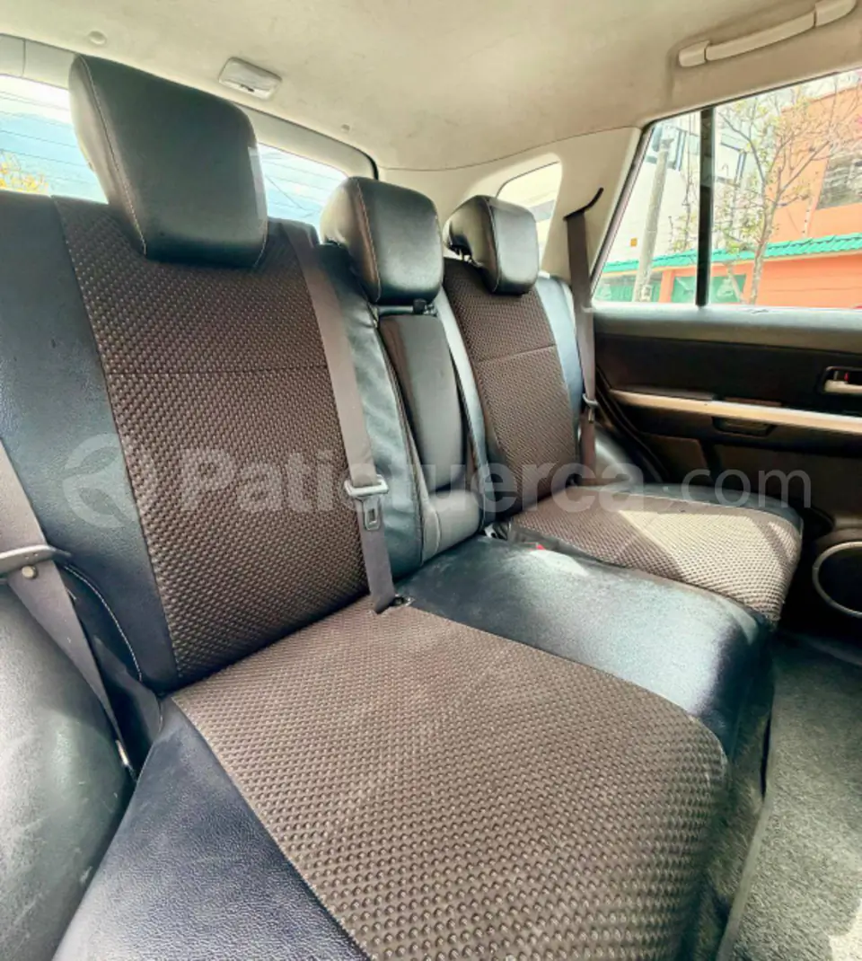 Foto 4 de Suzuki Grand Vitara SZ 2.4