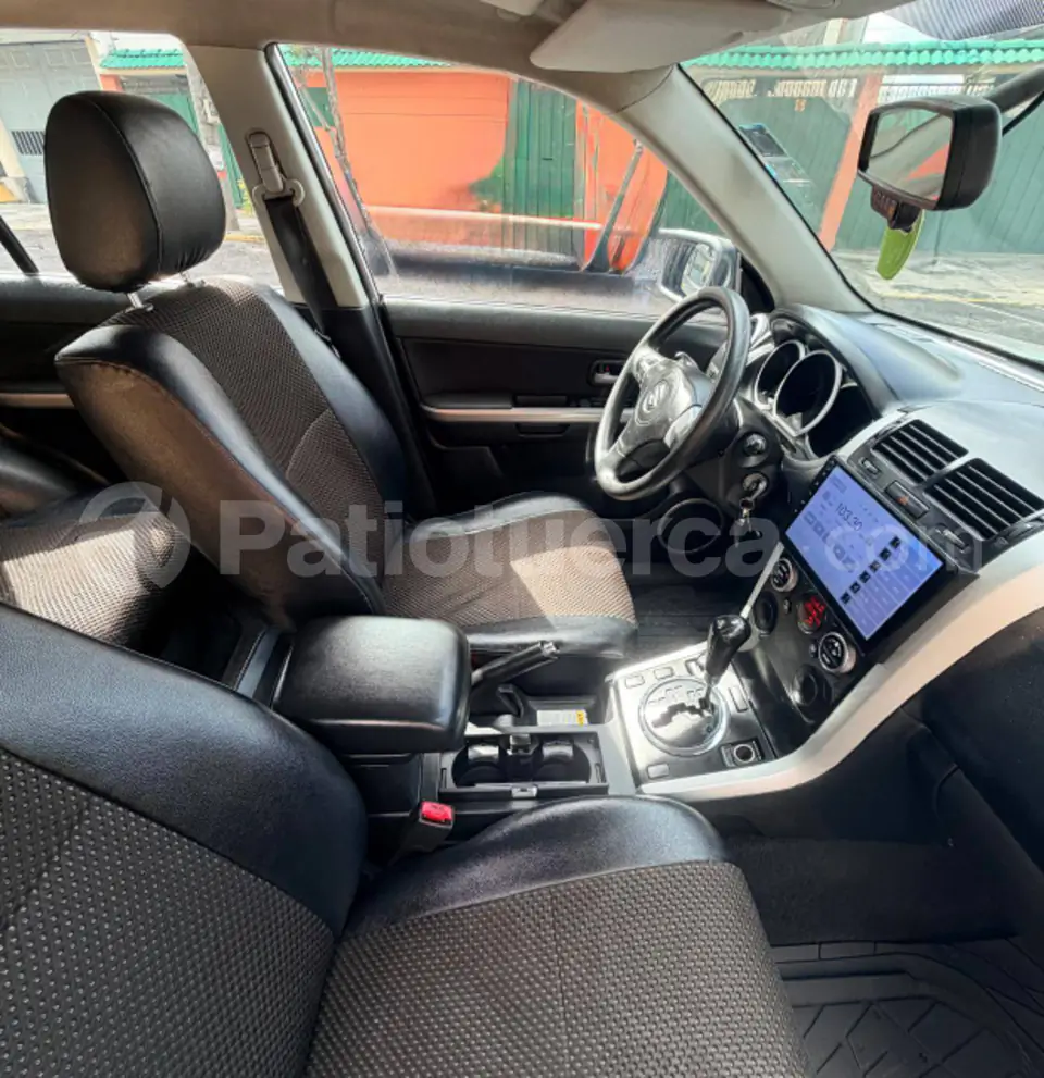 Foto 7 de Suzuki Grand Vitara SZ 2.4