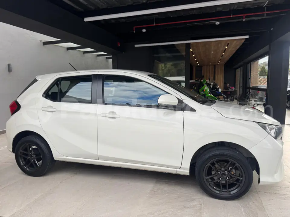 Foto 6 de Toyota Agya