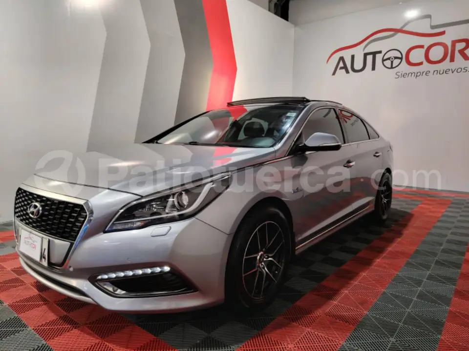 Foto 4 de Hyundai Sonata Hybrid
