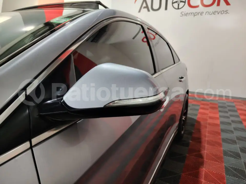 Foto 7 de Hyundai Sonata Hybrid