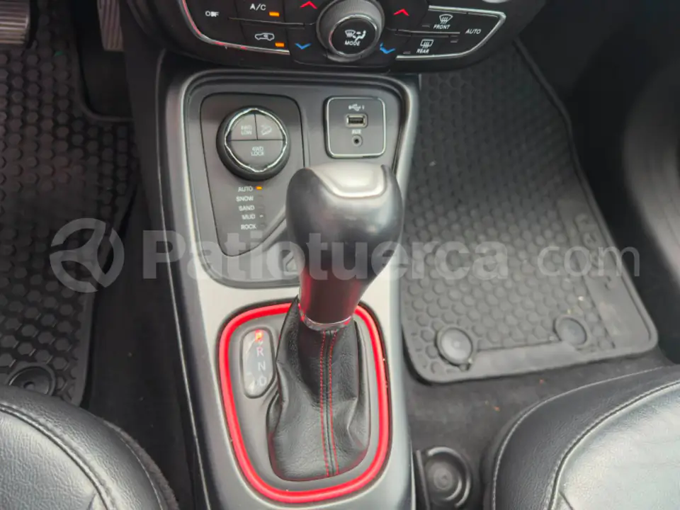 Foto 5 de Jeep Compass Trailhawk