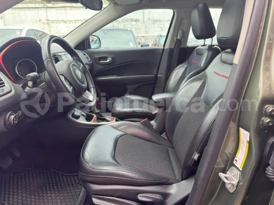Foto 7 de Jeep Compass Trailhawk