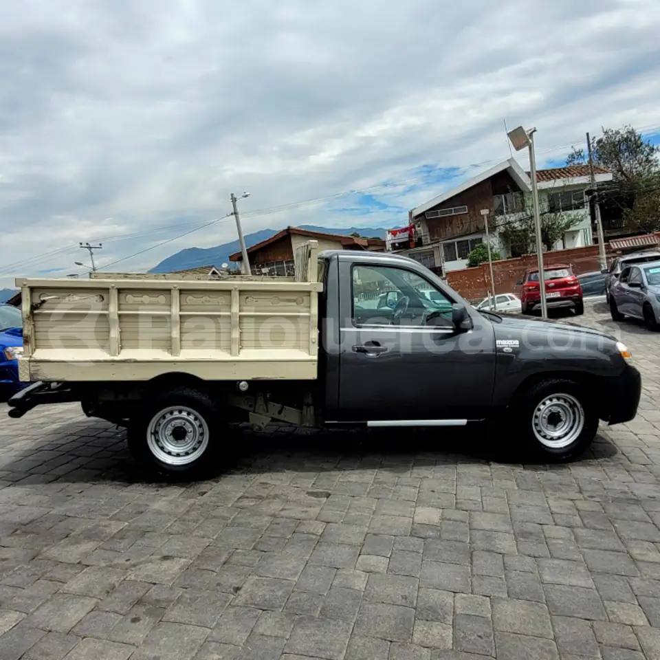 Foto 6 de Mazda BT-50 STD FL