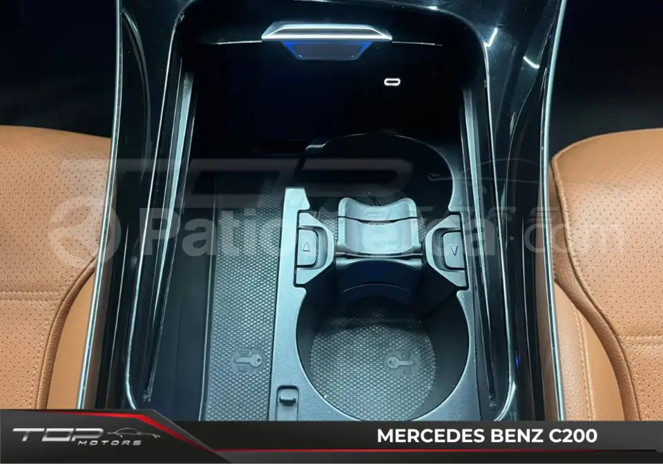 Foto 28 de Mercedes Benz C200