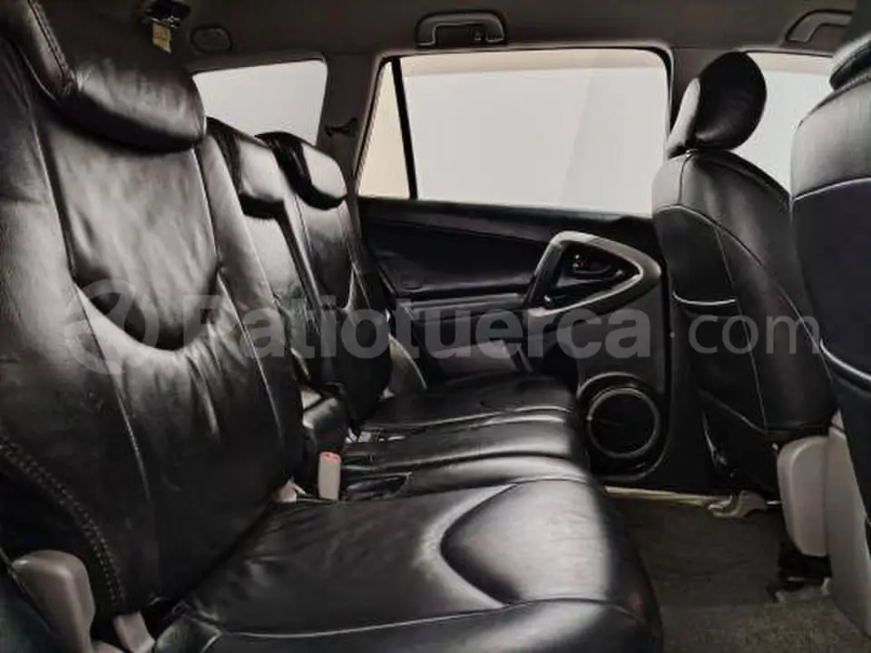 Foto 14 de Toyota RAV 4