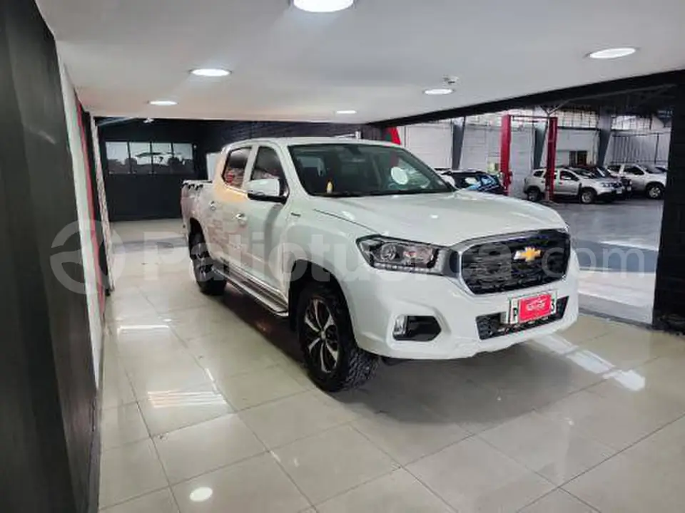 Foto 3 de Chevrolet D-MAX PREMIER