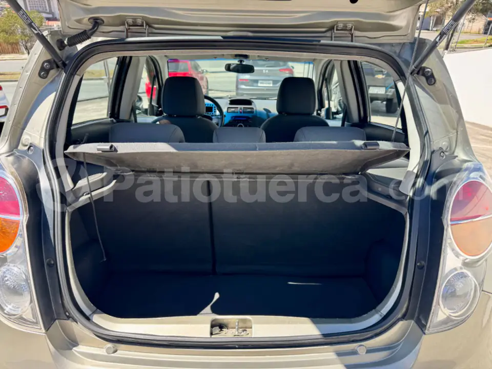 Foto 9 de Chevrolet Spark GT