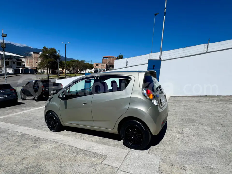 Foto 4 de Chevrolet Spark GT FULL