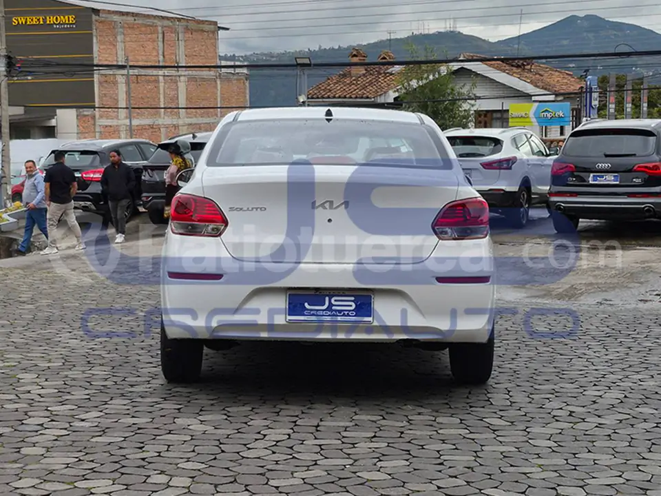 Foto 4 de Kia Soluto LX