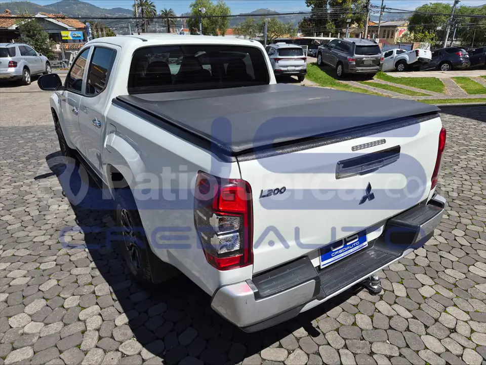 Foto 4 de Mitsubishi L200 GLX