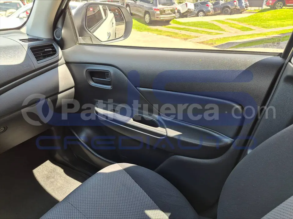 Foto 15 de Mitsubishi L200 GLX