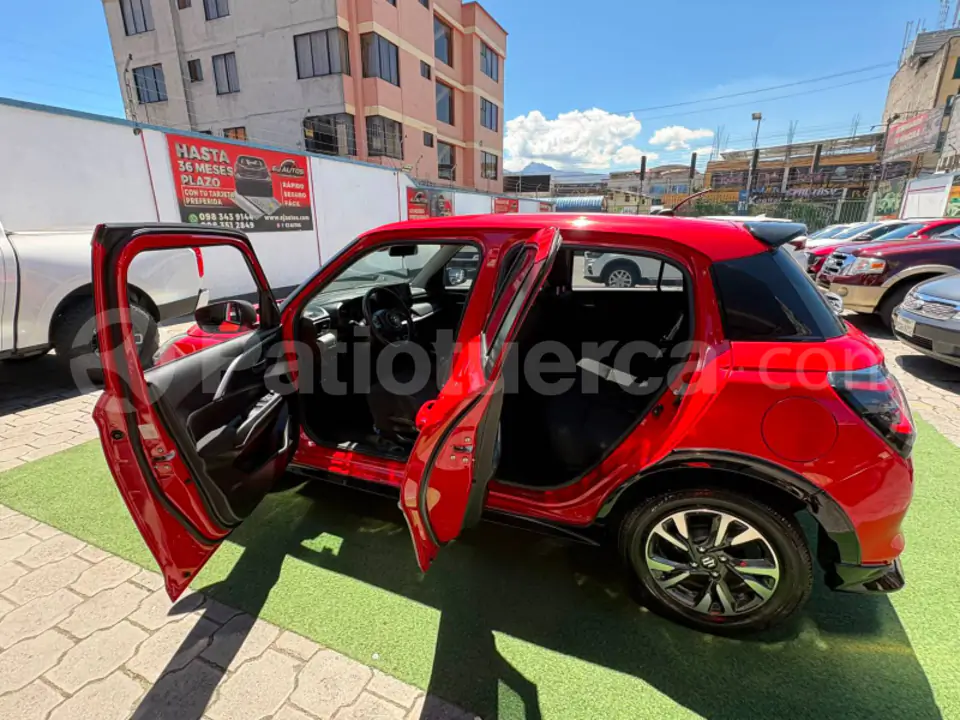 Foto 8 de Suzuki Swift GLX