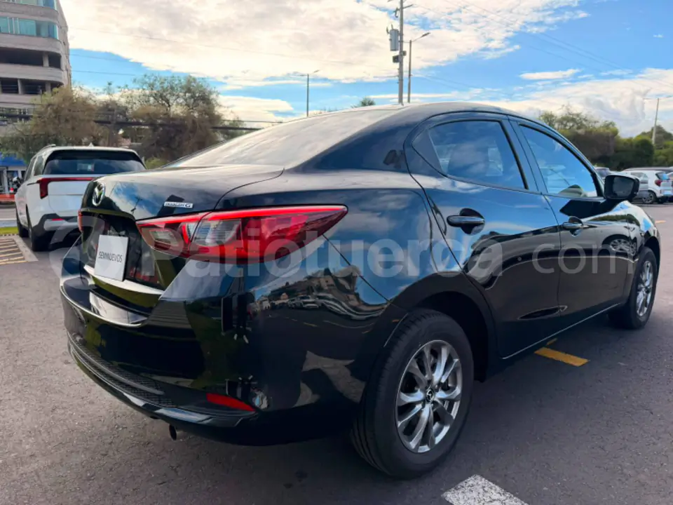 Foto 5 de Mazda 2
