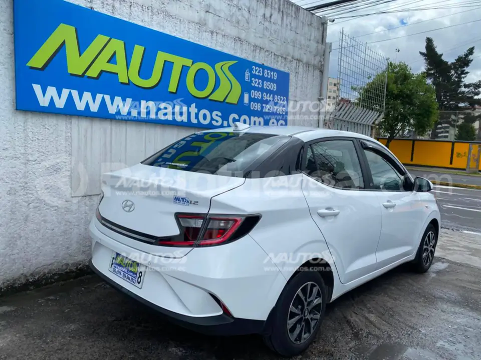 Foto 2 de Hyundai GRAND I10 GLS