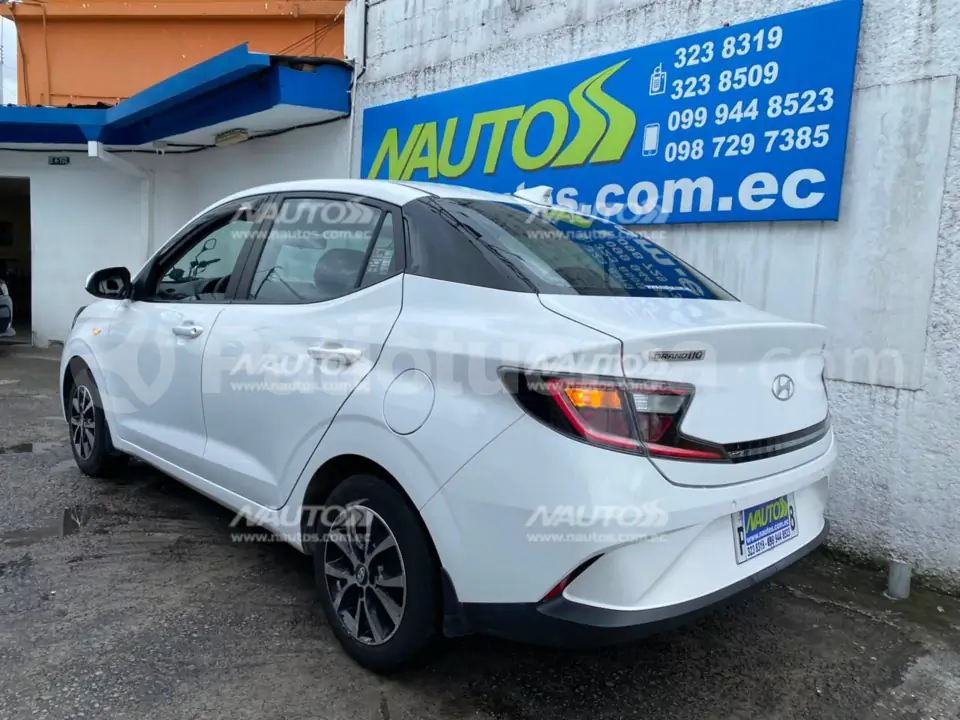 Foto 5 de Hyundai Grand I10 L