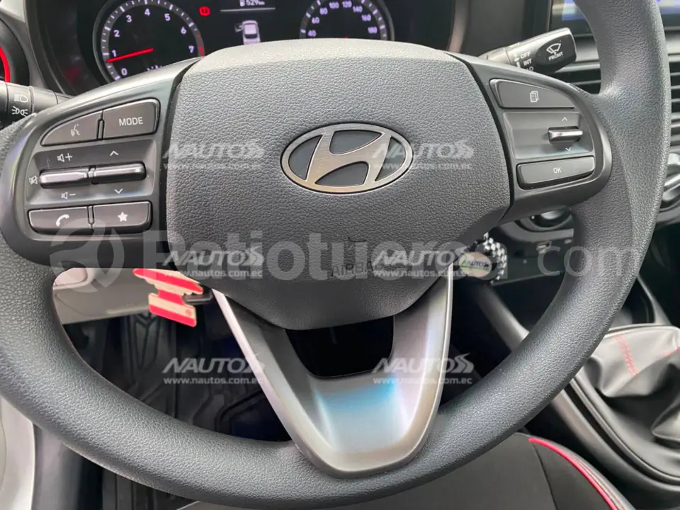Foto 7 de Hyundai Grand I10 L