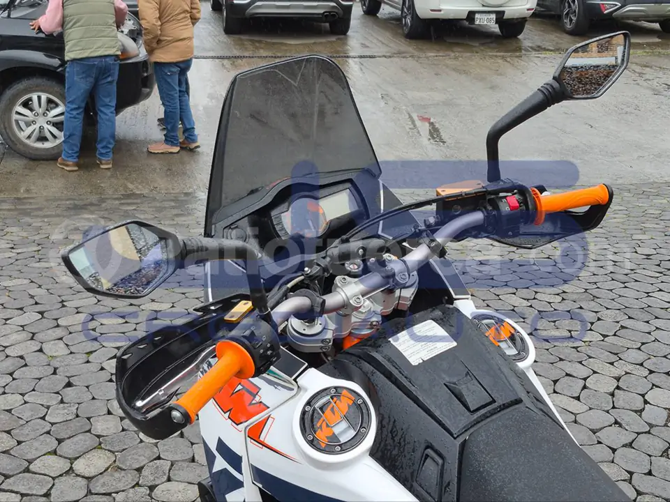 Foto 15 de KTM Adventure 990R