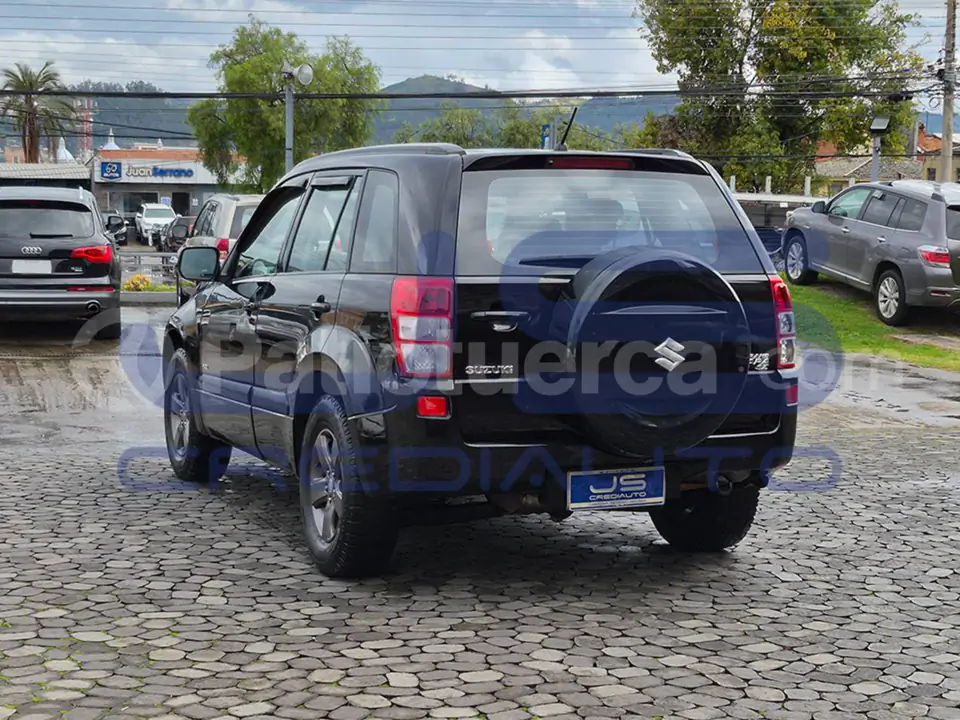 Foto 3 de Suzuki Grand Vitara SZ