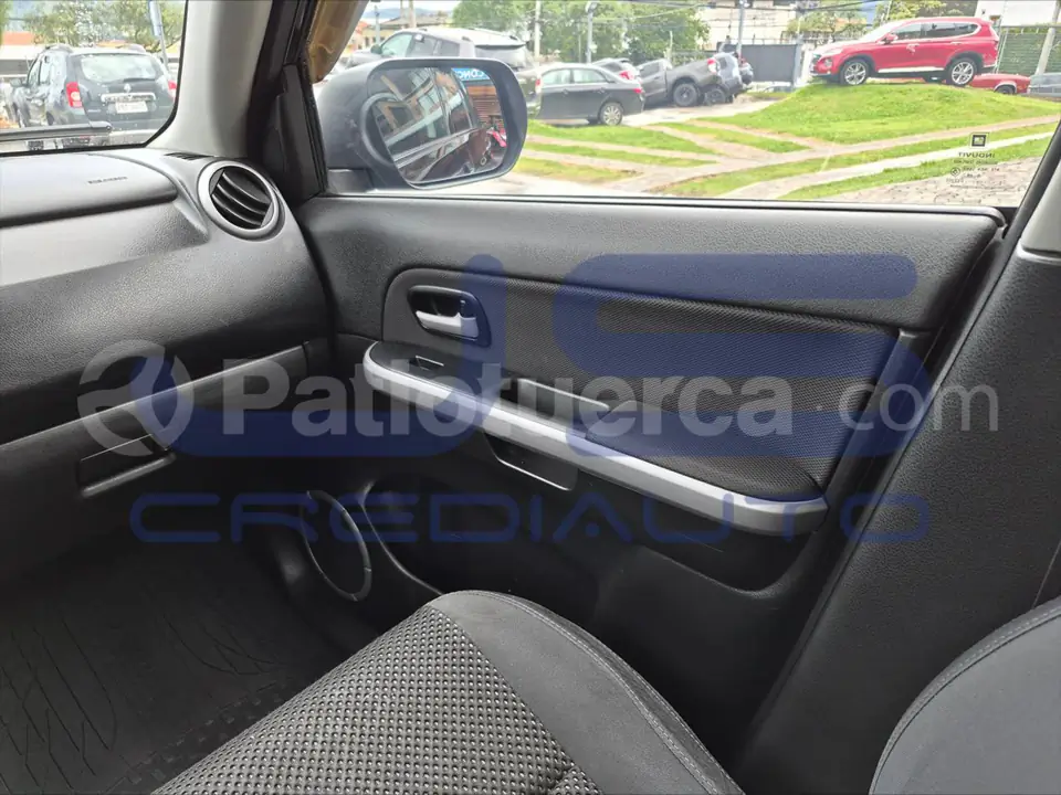 Foto 15 de Suzuki Grand Vitara SZ
