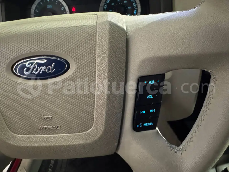 Foto 25 de Ford ESCAPE XLS