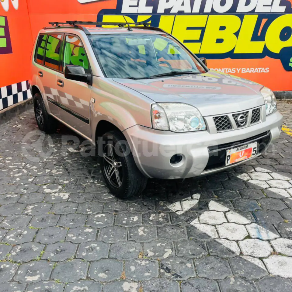 Foto 3 de Nissan XTRAIL 2 ROW