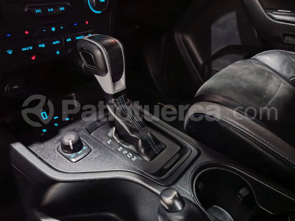 Foto 25 de Ford RAPTOR