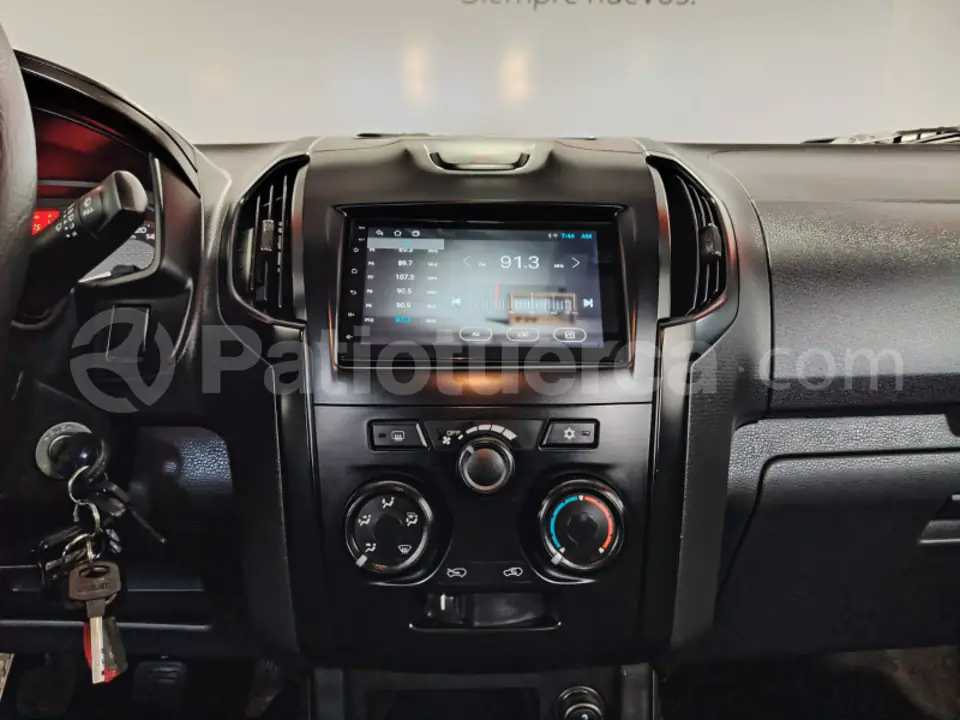 Foto 12 de Chevrolet D-MAX CRDI 2.5 CD 4X2 TM DIESEL