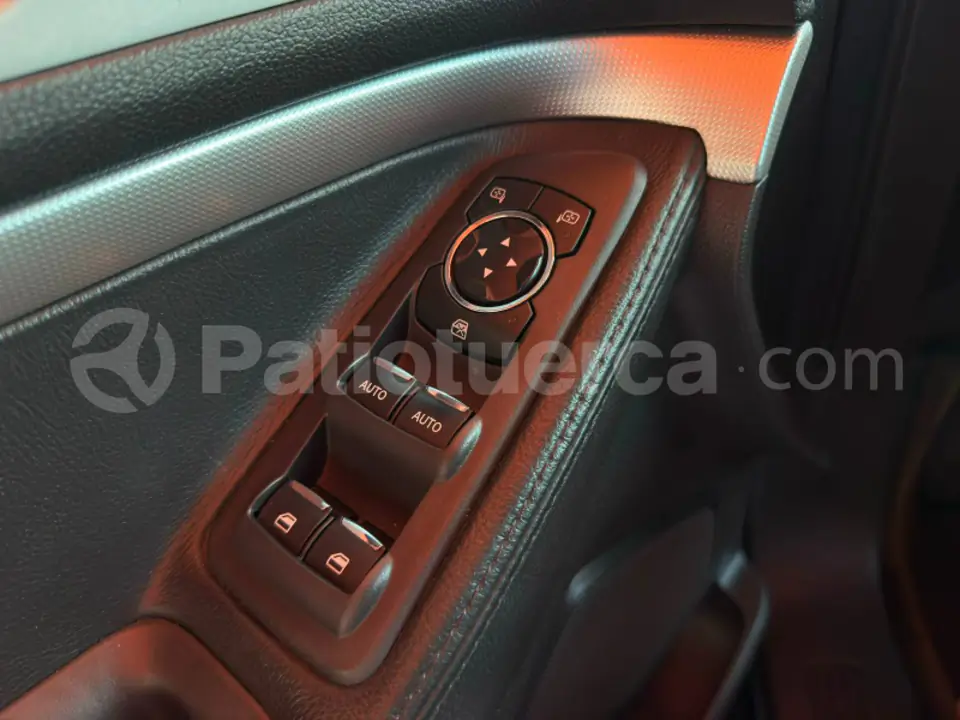 Foto 6 de Ford Explorer 5P