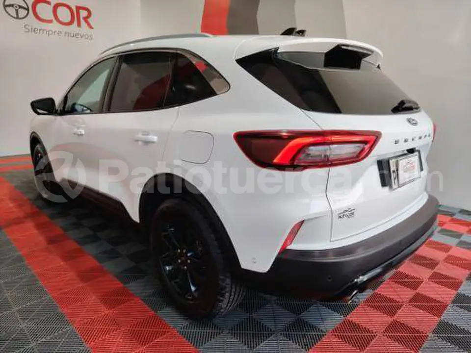 Foto 9 de Ford Escape Titanium