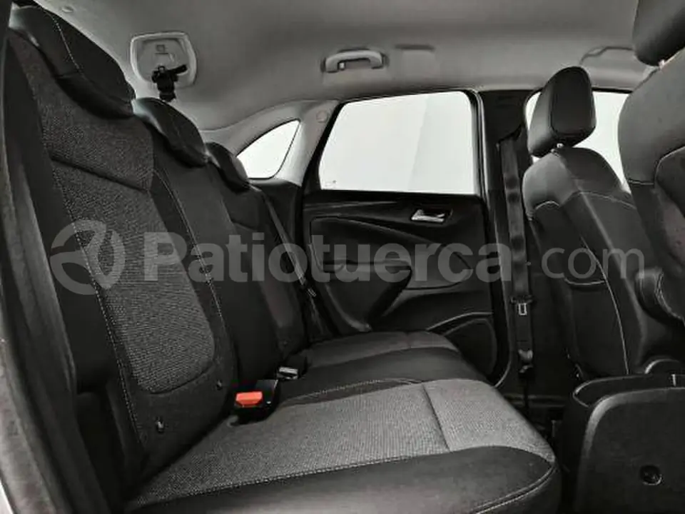 Foto 25 de Opel Crossl x innov