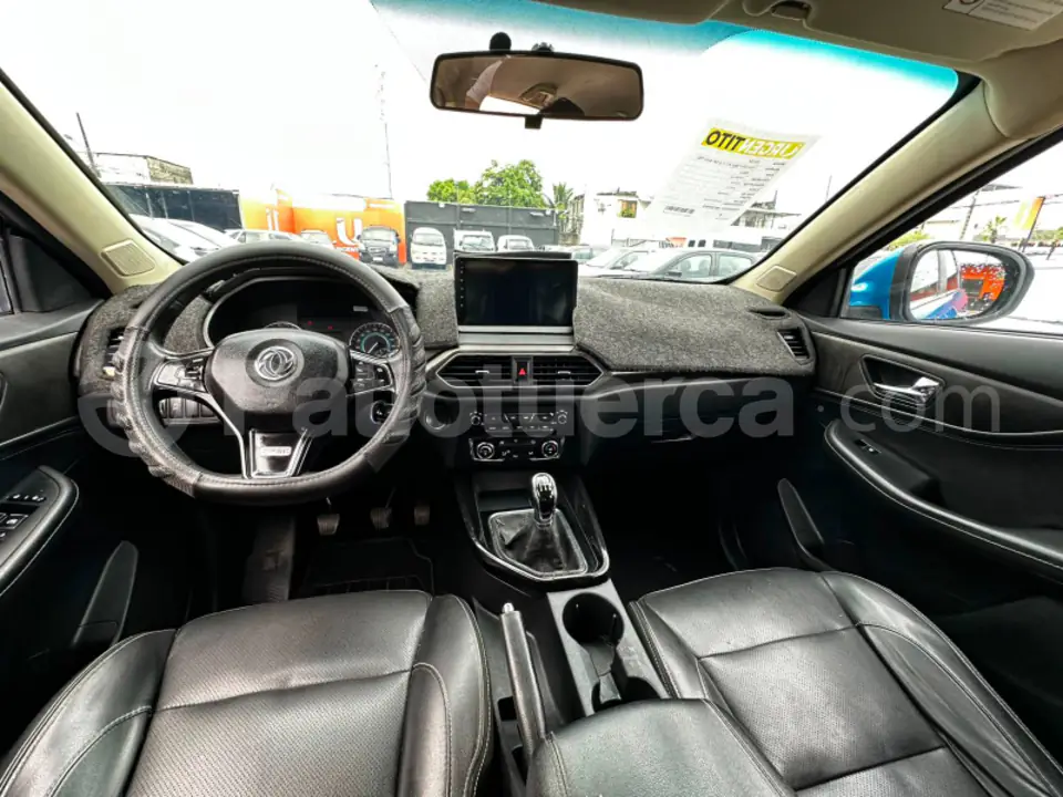 Foto 4 de DFSK GLORY 560
