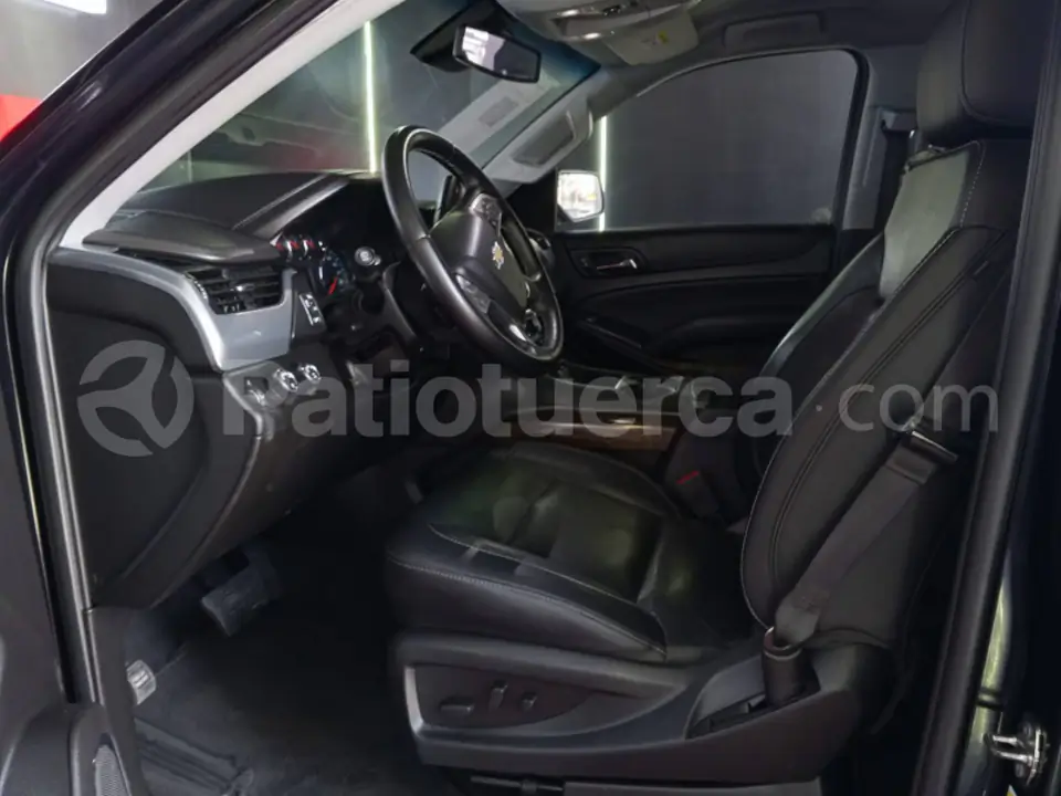 Foto 14 de Chevrolet Tahoe Z71