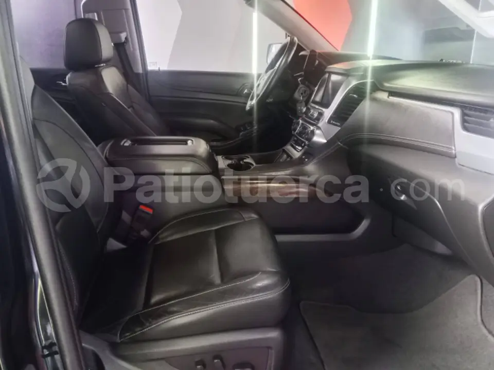 Foto 16 de Chevrolet Tahoe Z71