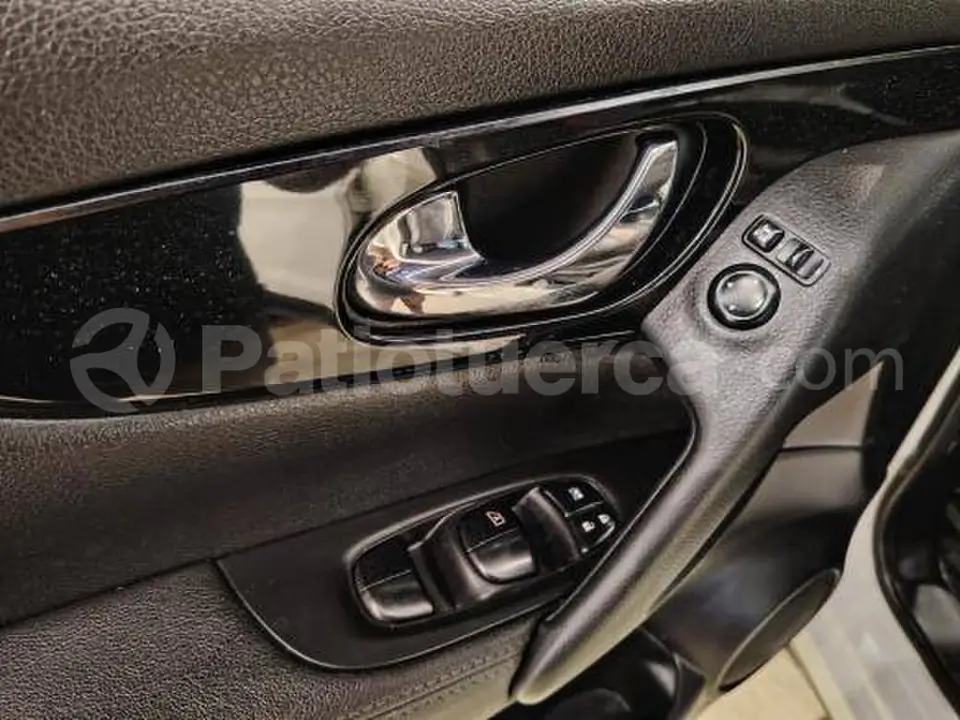 Foto 23 de Nissan Qashqai exclusive